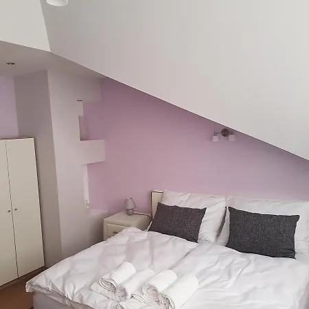 Agropenzion 7divov بيت ضيافة Dolna Krupa