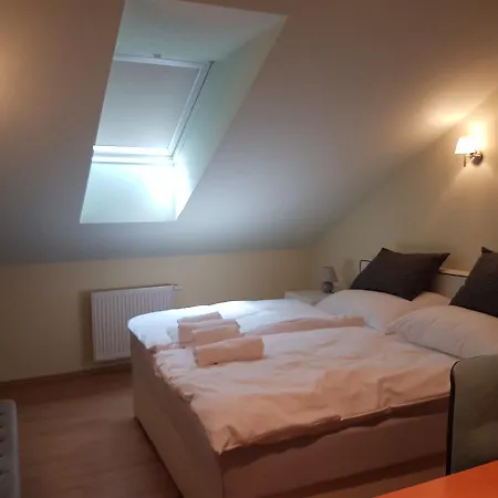 بيت ضيافة Agropenzion 7divov 3*